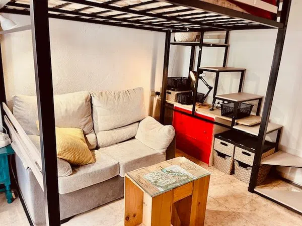 Estudio en calle Carlos Rubio, 18