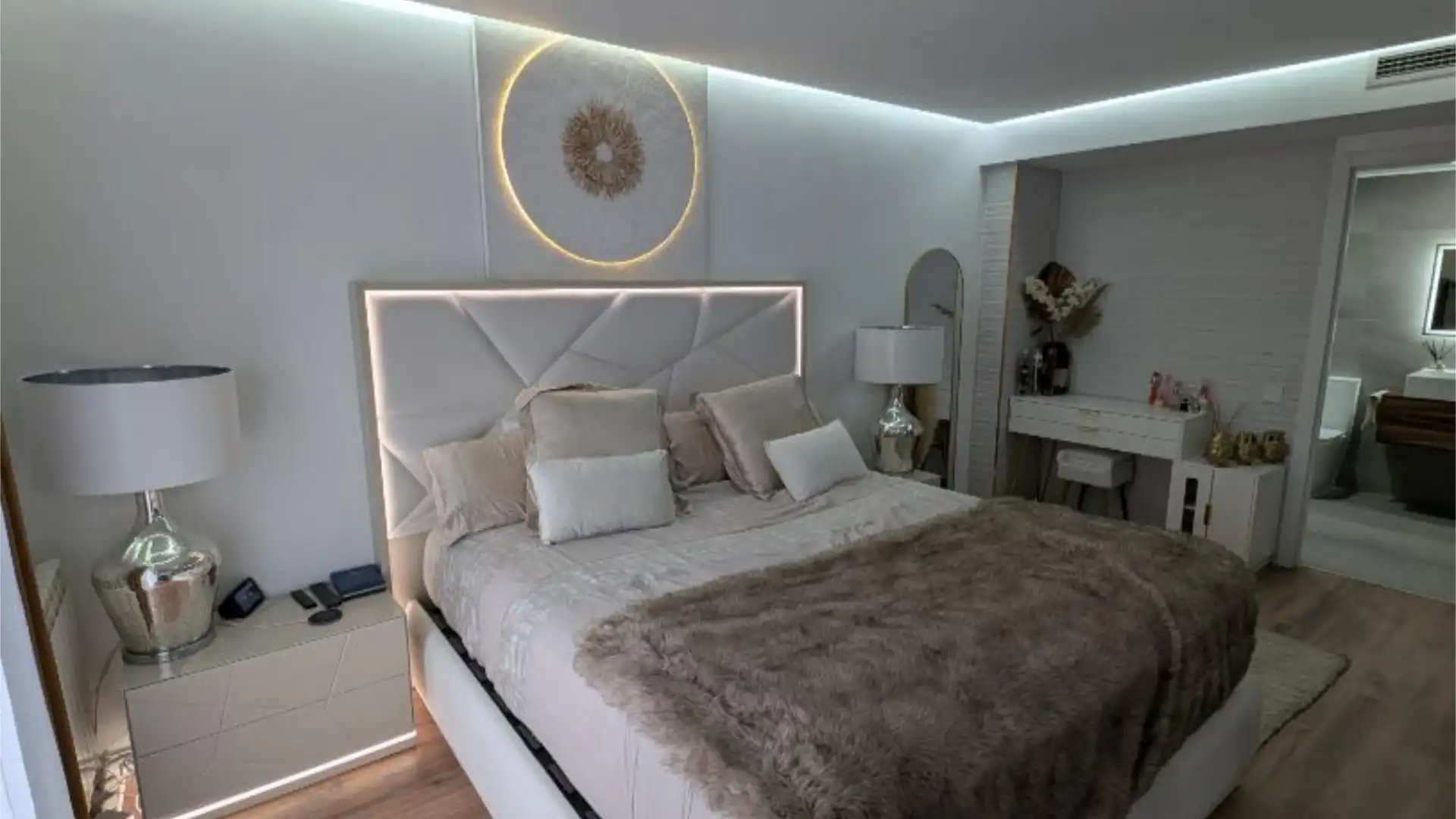 Piso en  Carrer de Miquel Martí i Pol 4 - Foto 4