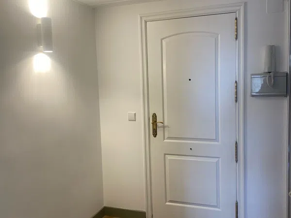 Piso en avenida de Cesáreo Alierta, 23