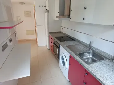 Piso en  Avinguda de la Marina Baixa 20 - Foto 3