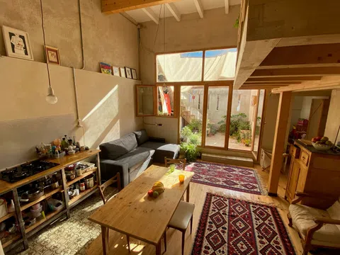 Casa independiente en calle de Josep Serrano, 64  Bis