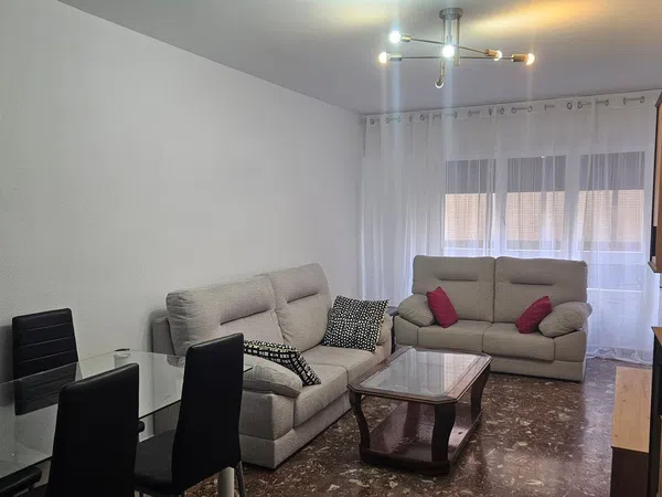 Piso en calle de Juan José Lorente, 9 - Foto 1