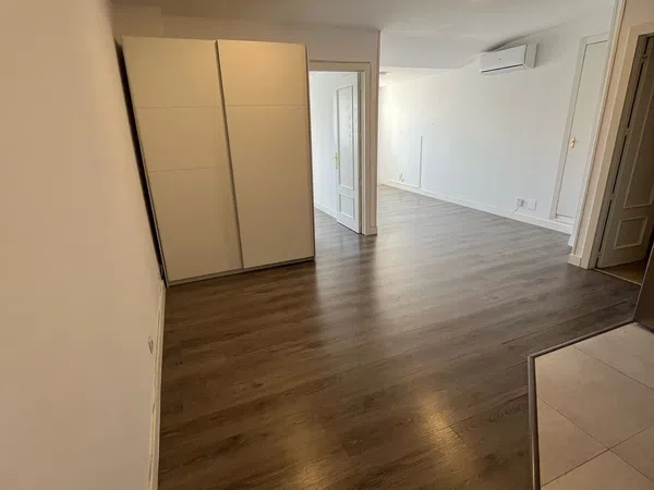 Piso en calle de Benigno Soto, 5