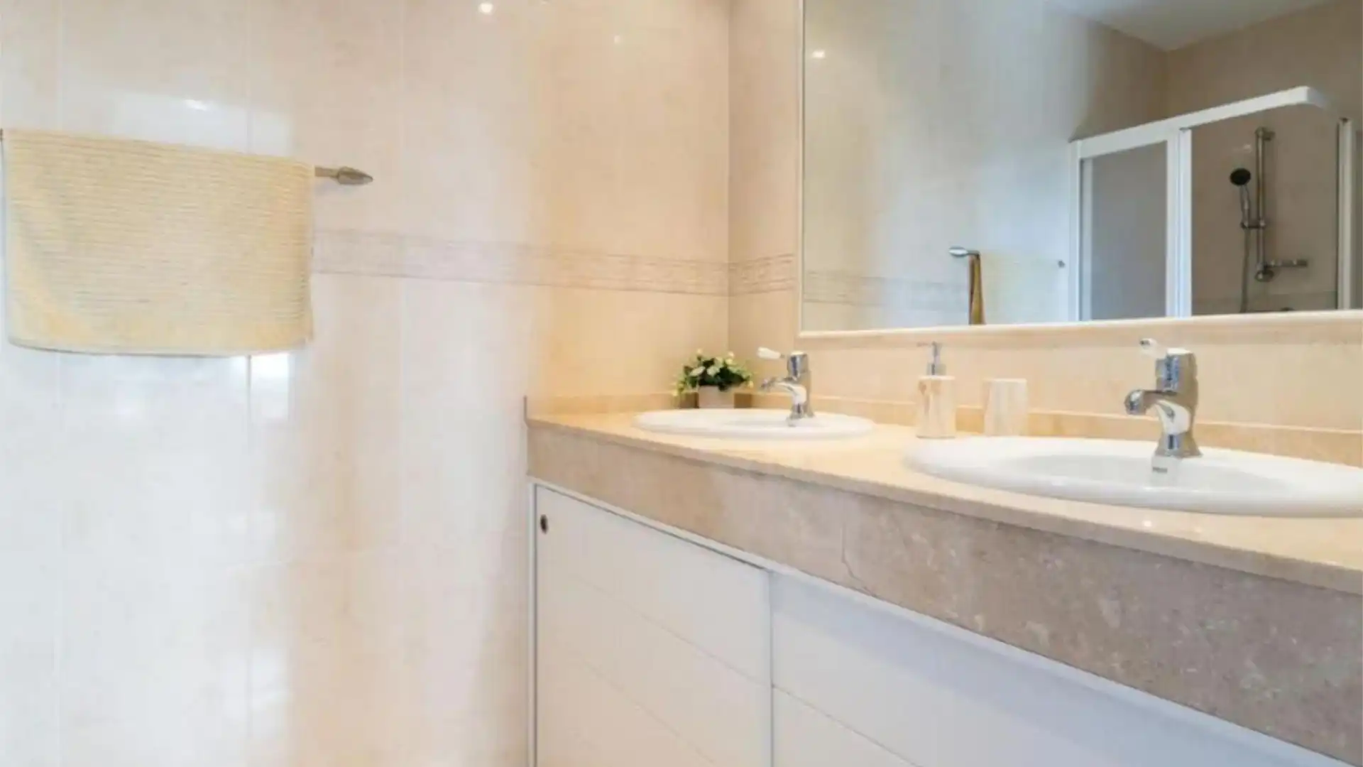 Casa adosada en  Urbanización Pueblo Vista Verde 2 - Foto 8