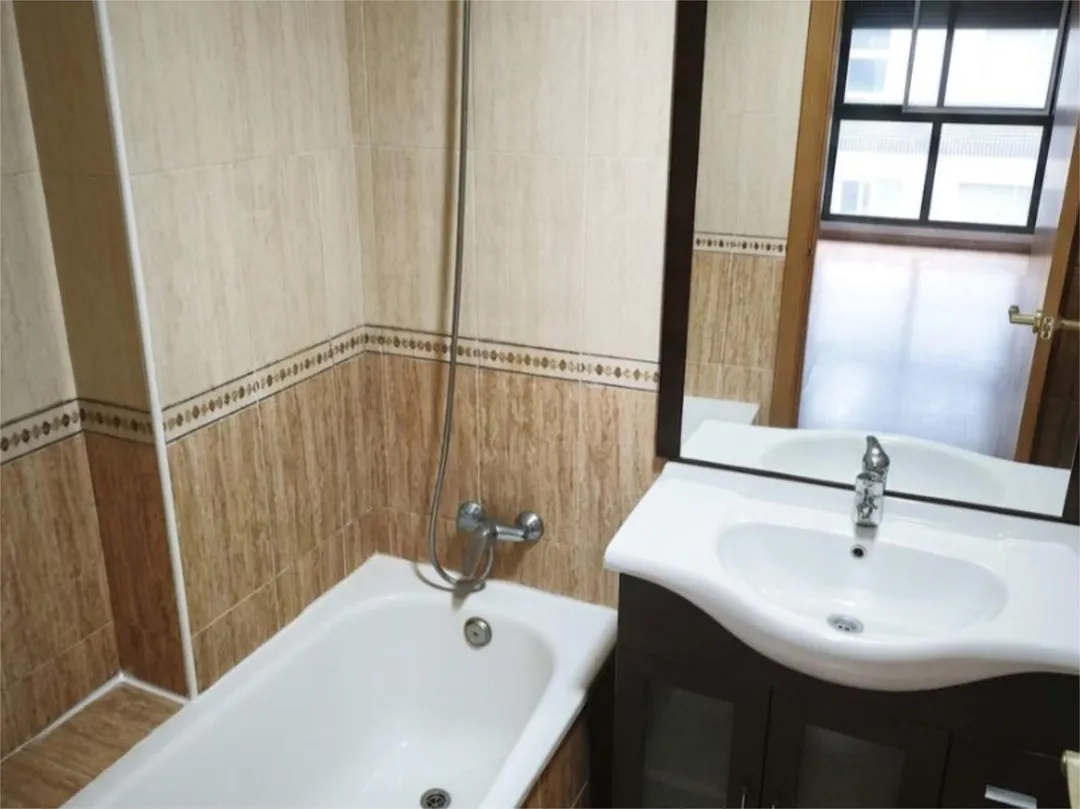 Piso en  Carrer Doctor Fleming 1 - Foto 4