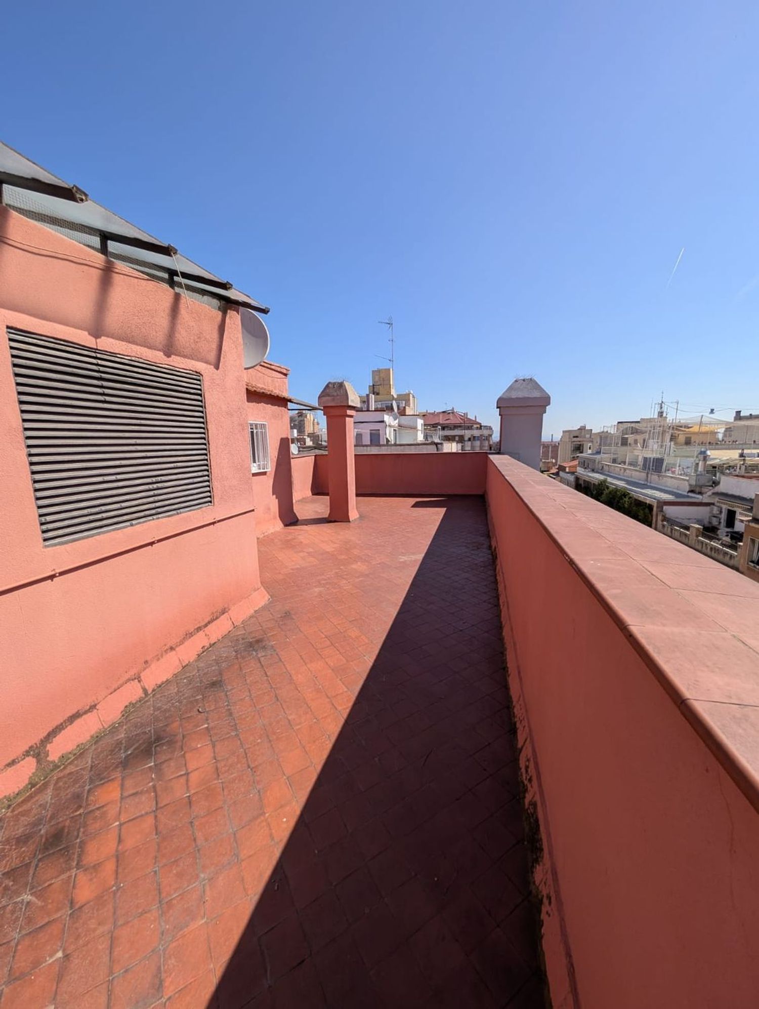 Ático en Calle de Rosalia de Castro, El Baix Guinardó - Foto 4