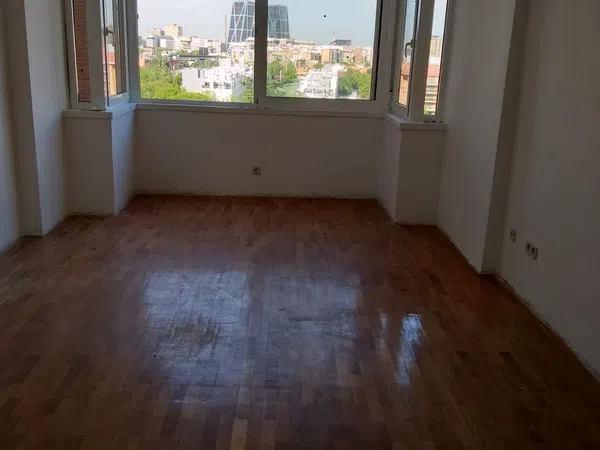Piso en Avenida Pio XII, 92, Castilla - Foto 1