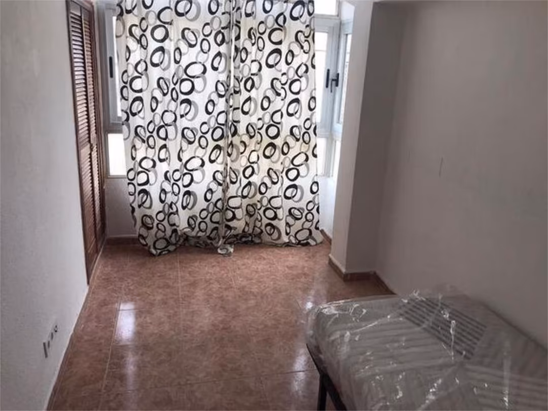 Piso en Barrio Benicalap - Foto 8