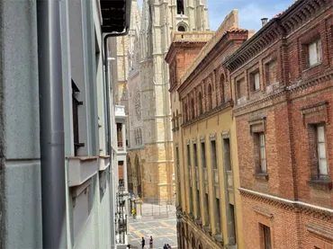 Piso en  Calle Mariano Domínguez Berrueta 17 - Foto 4