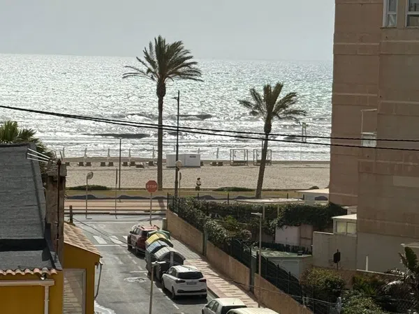Dúplex en avenida d'Alacant, 9
