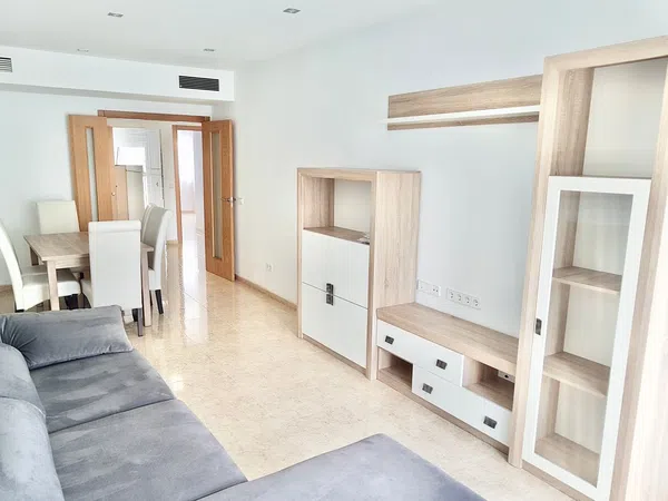 Piso en avenida Don Juan de Borbón, 202