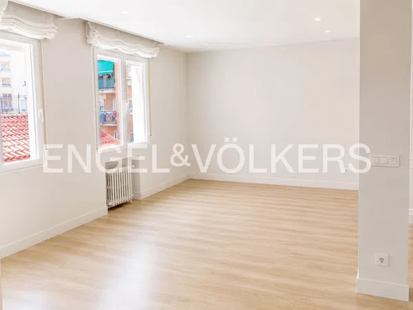 Piso en Calle de Meléndez Valdés, Gaztambide - Foto 1