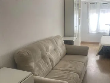 Estudio en  Calle de Eduardo Dato 14 - Foto 1