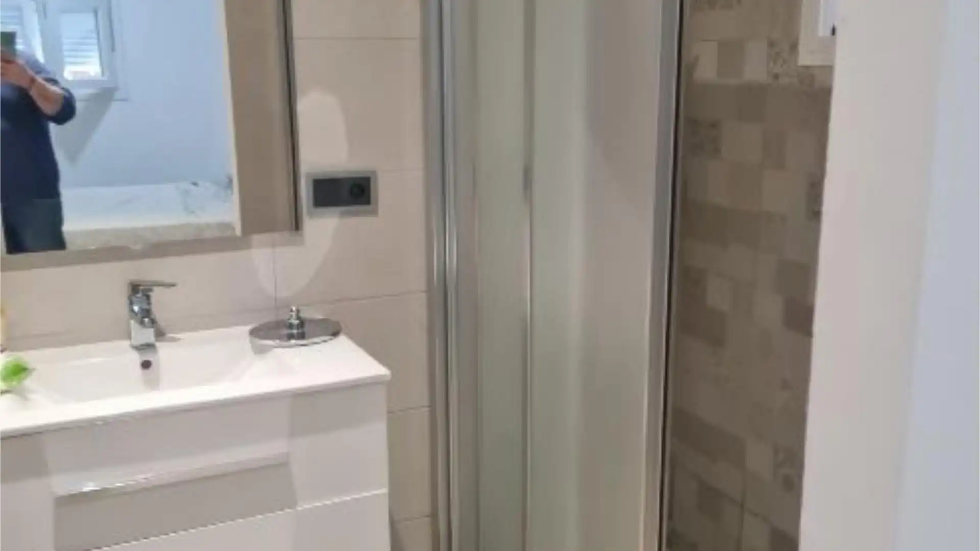 Casa adosada en  Avenida Olivar de Rivero 1 - Foto 1