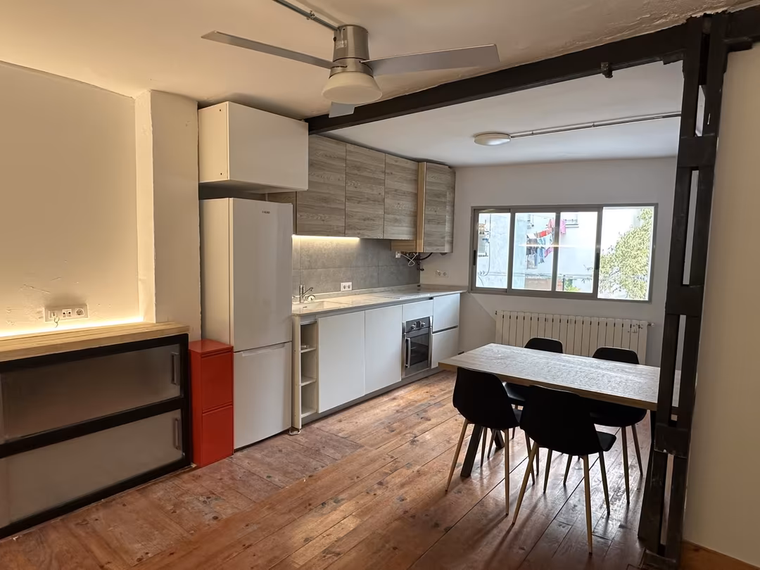 Piso en  Calle Magín Calvo 28 - Foto 2