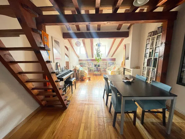 Piso en calle de la Compañía, 21