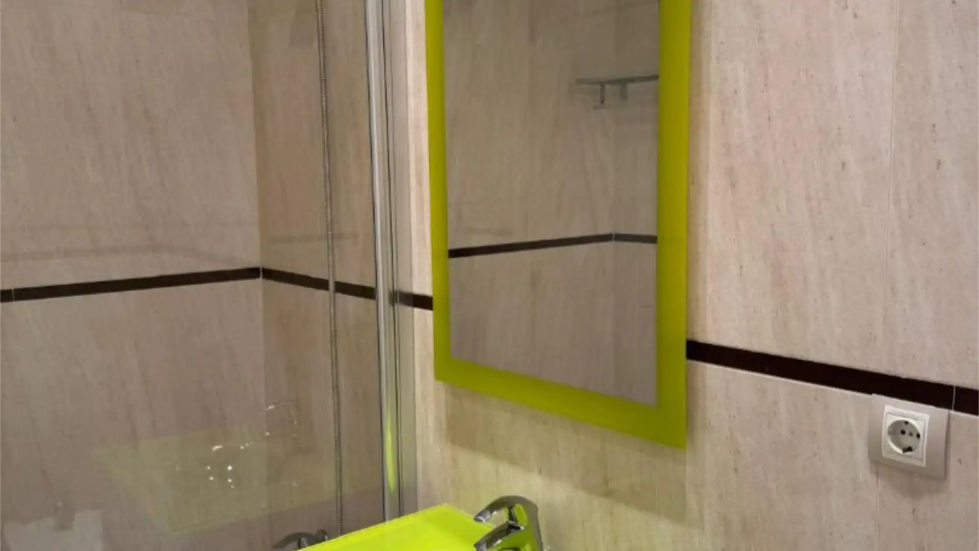 Piso en  Calle Derramador 10 - Foto 15