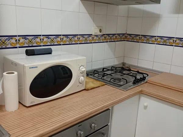 Alquiler de piso en Calle Poeta Vicente Medina, 8 - Foto 1