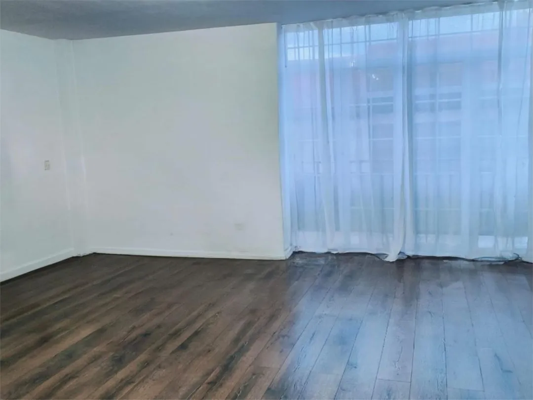 Piso en  Calle Granada 1 - Foto 2