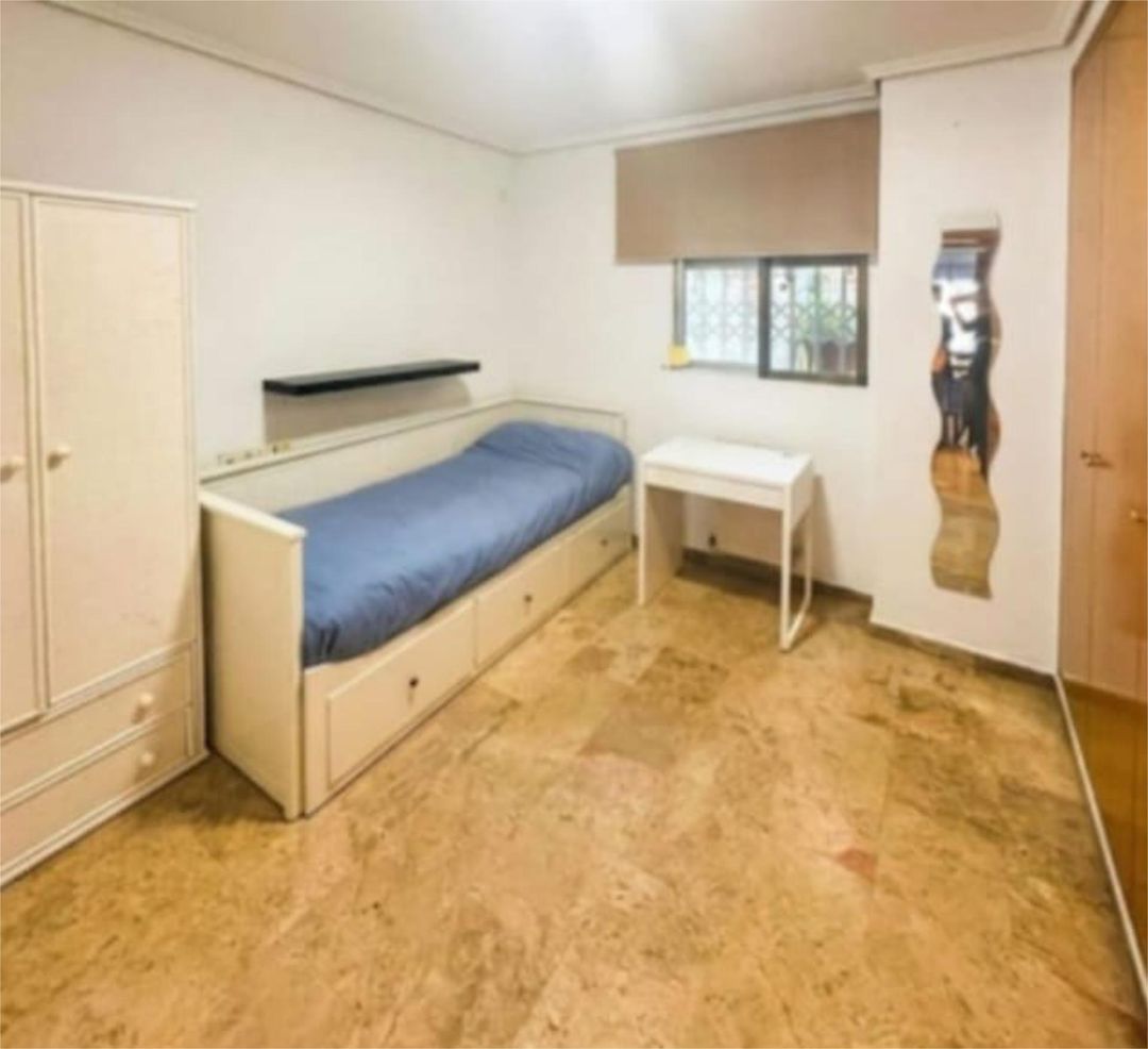 Piso en  Carrer de Fontanars dels Alforins 17 - Foto 13