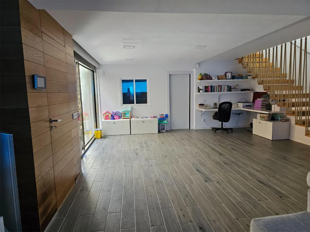 Casa adosada en  Calle Francisco de La Torre 31 - Foto 37