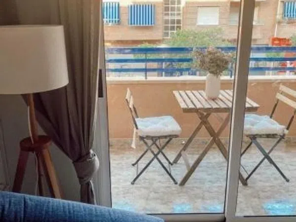 Piso en calle Villa Cisneros, 5 - Foto 1