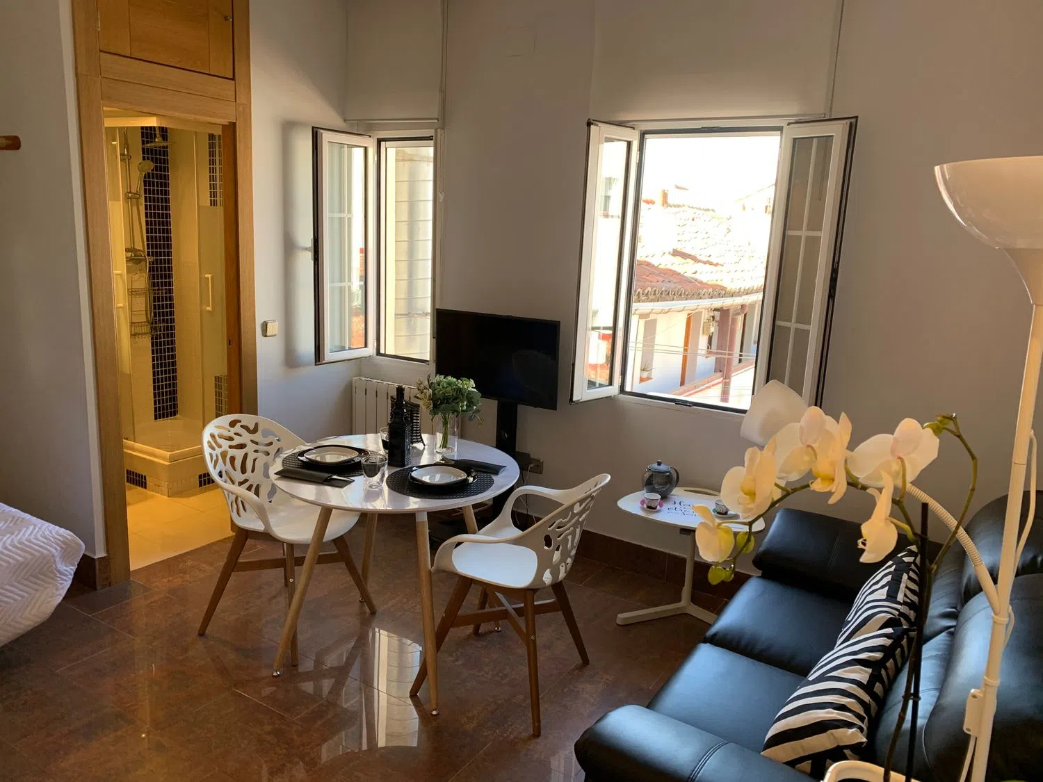 Estudio en calle Velarde, 18 - Foto 2