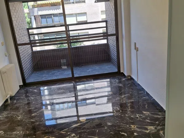 Piso en Calle Isaac Albéniz, 9 - Foto 5