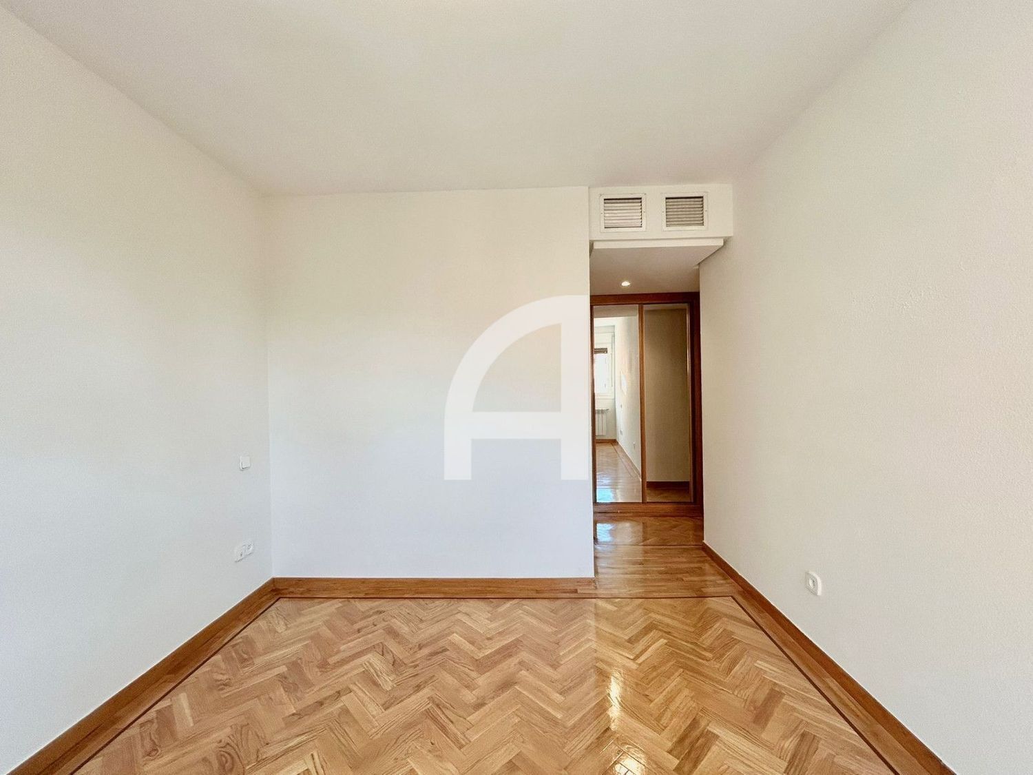 Piso en calle del Rector Royo-Villanova - Foto 9