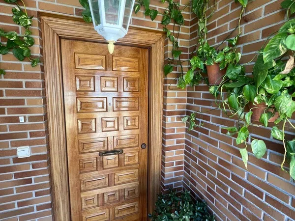 Chalet adosado en Calle de Ángela Bravo Ortega, 43 - Foto 4