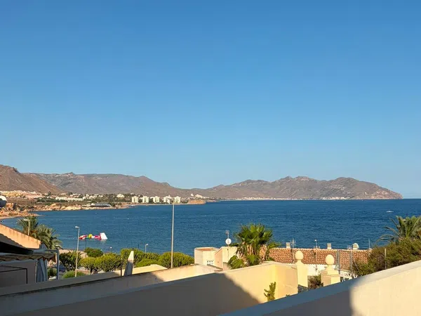 Chalet adosado en Calle Punta del Pescador, 3, El Alamillo - Foto 1