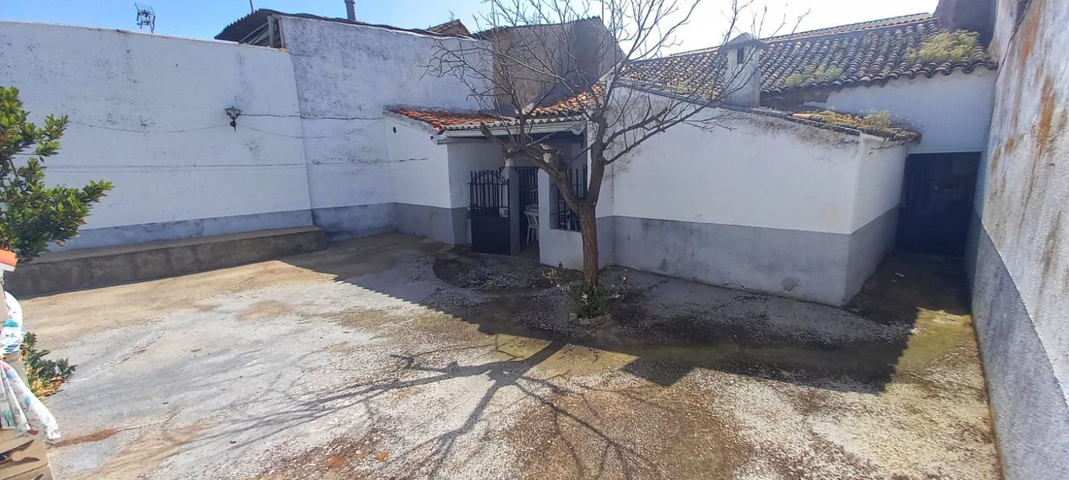 Casa de pueblo en Calle Talavera, 23 - Foto 4