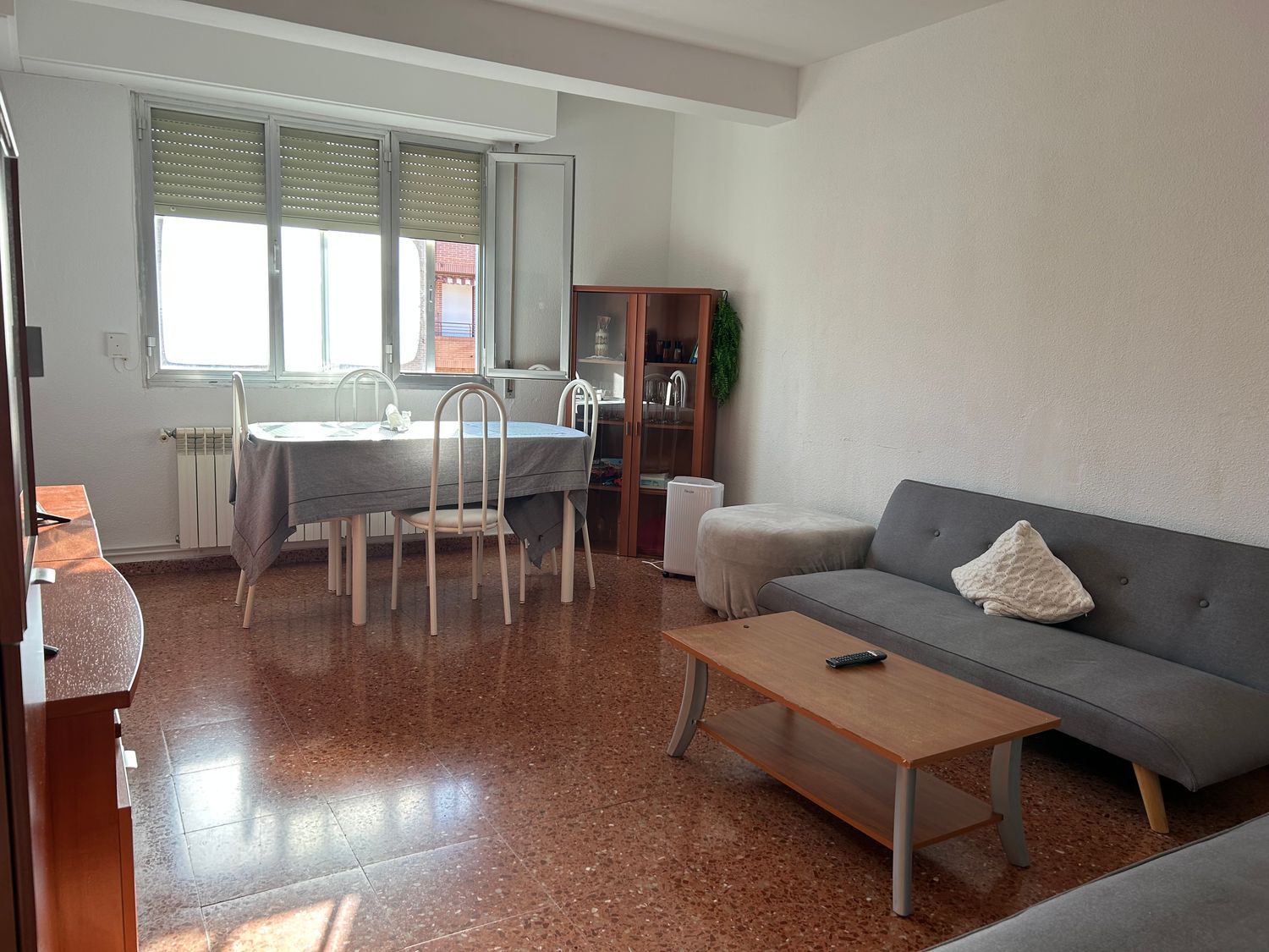 Piso en Calle Víctor Romanos, 18 - Foto 2