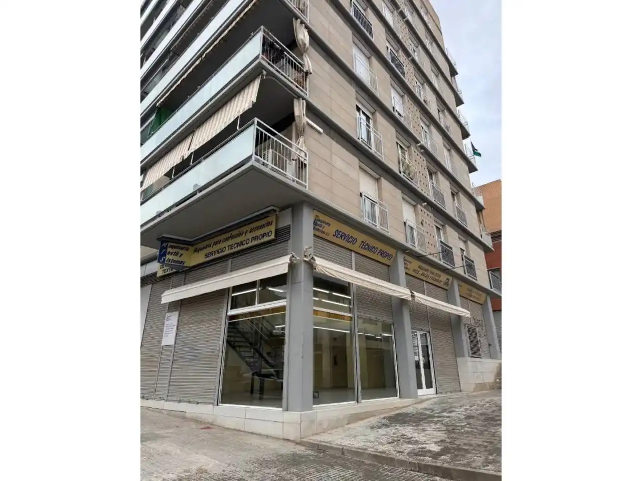 Local comercial en  Calle Carrer del Dibuixant Avellaneda - Foto 18