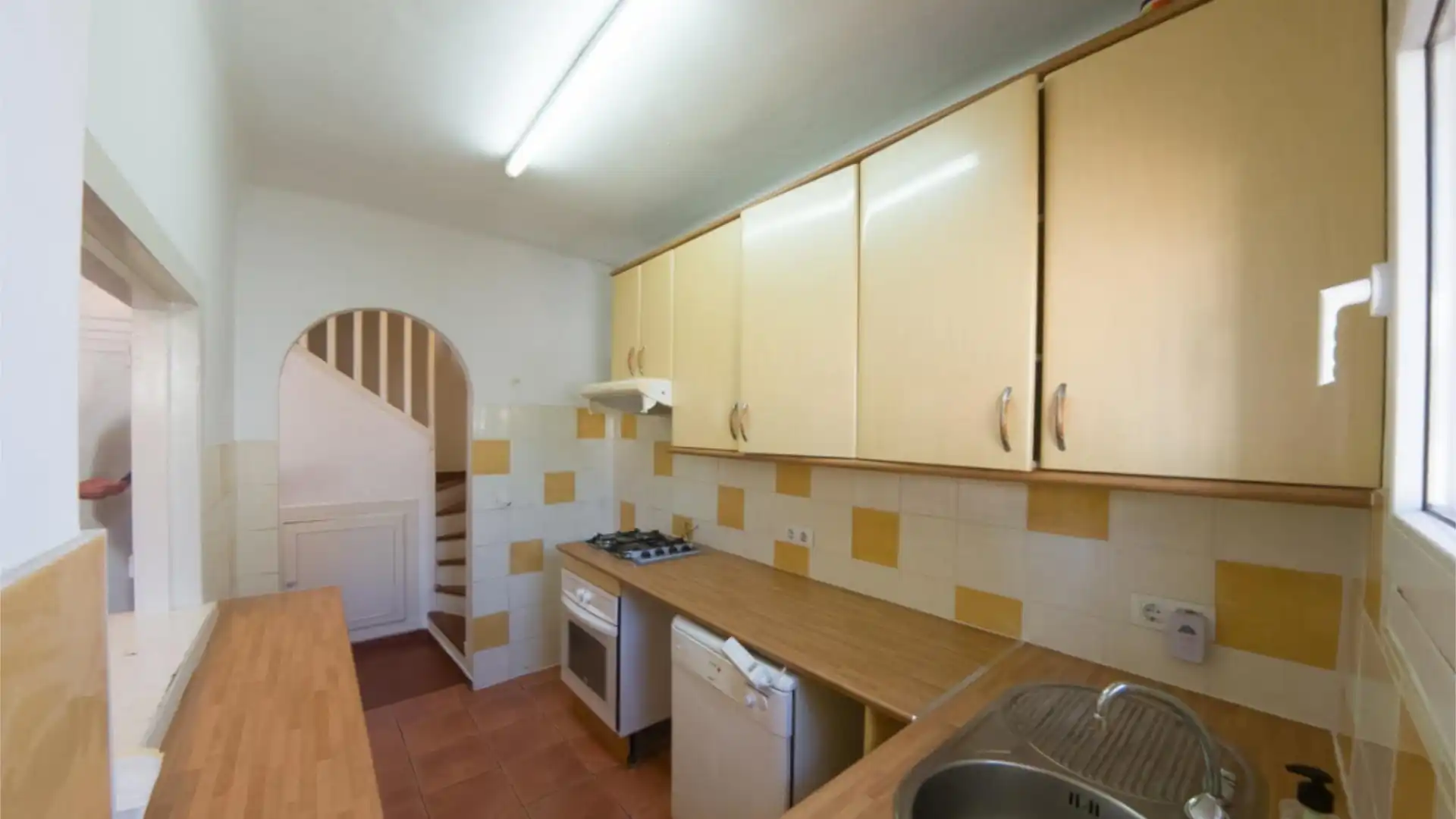 Casa adosada en  Calle Cristóbal Parra 1136 - Foto 8