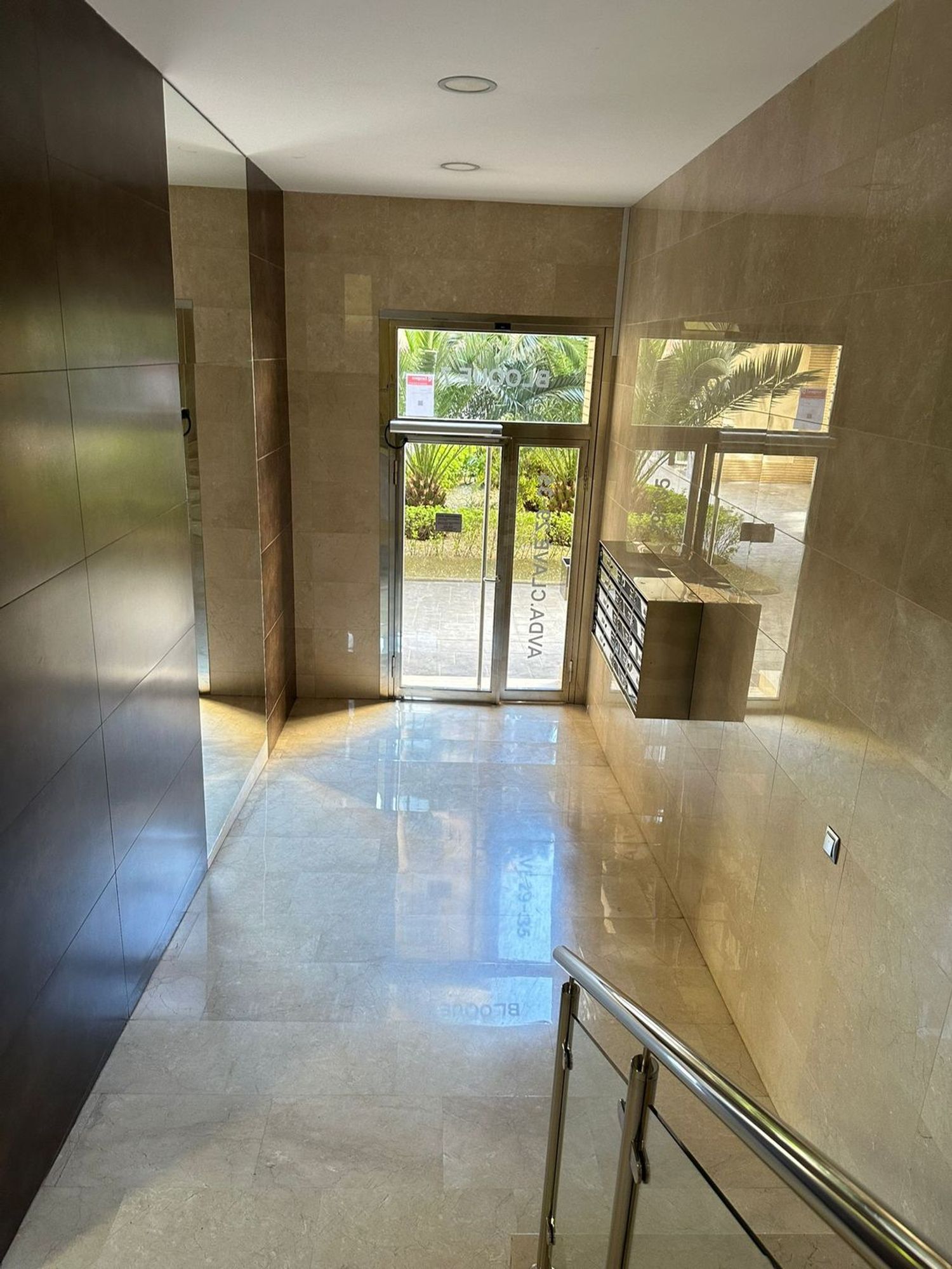 Piso en avenida de José Anselmo Clavé, 29 -35 - Foto 3