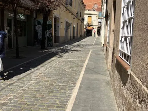 Tienda en traspaso en Calle de Xerric - Foto 1