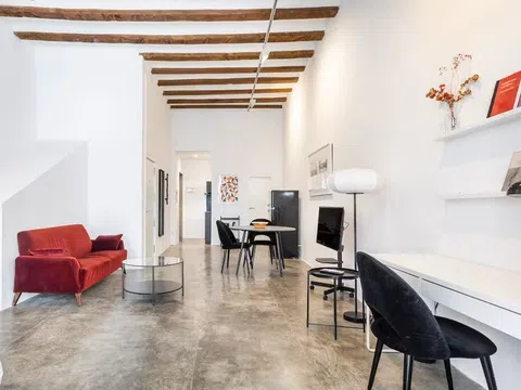 Estudio en calle d'Eixarchs, 17