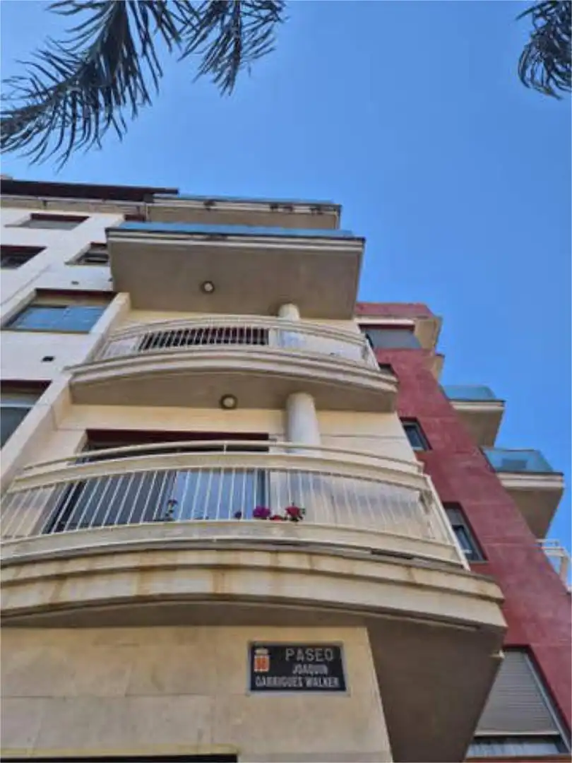 Estudio en Juan Carlos I - Foto 2