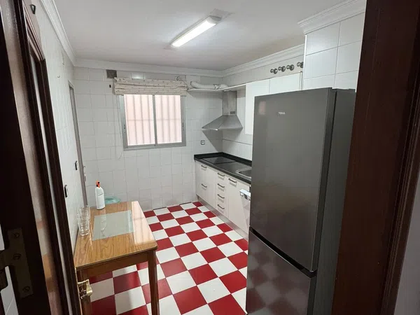 Piso en Plaza de las Carmelitas, 5, Camino Viejo de Málaga - Foto 4