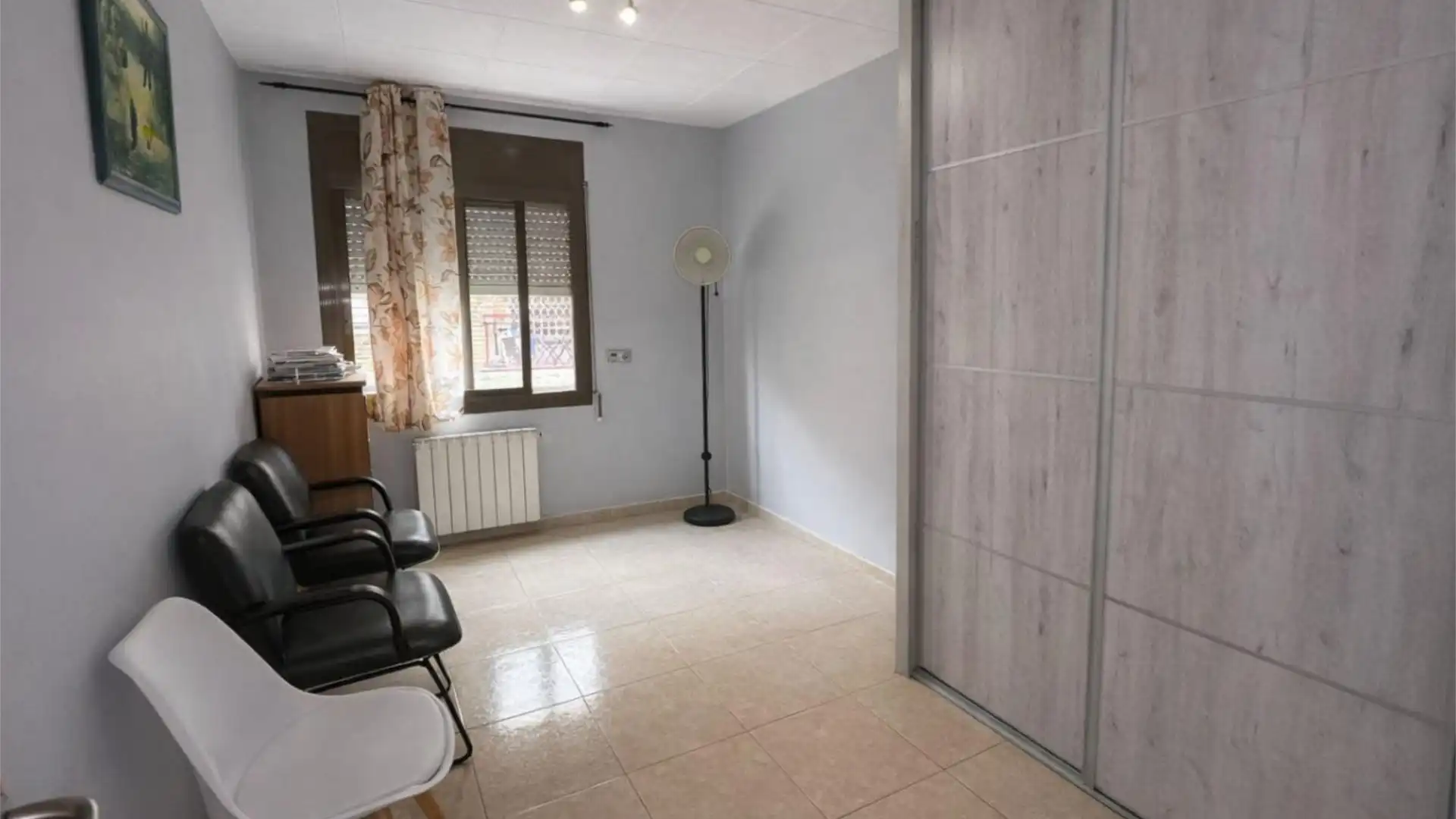 Piso en  Carrer de Josep Masgrau i Tió 39 - Foto 4