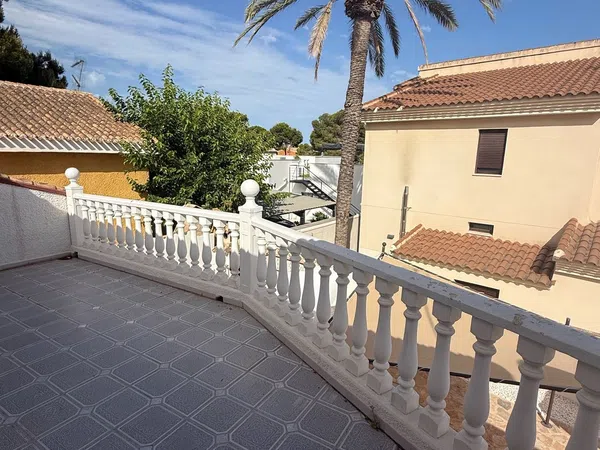 Casa o chalet independiente en Calle Fragata, 7, Punta Prima - Foto 18