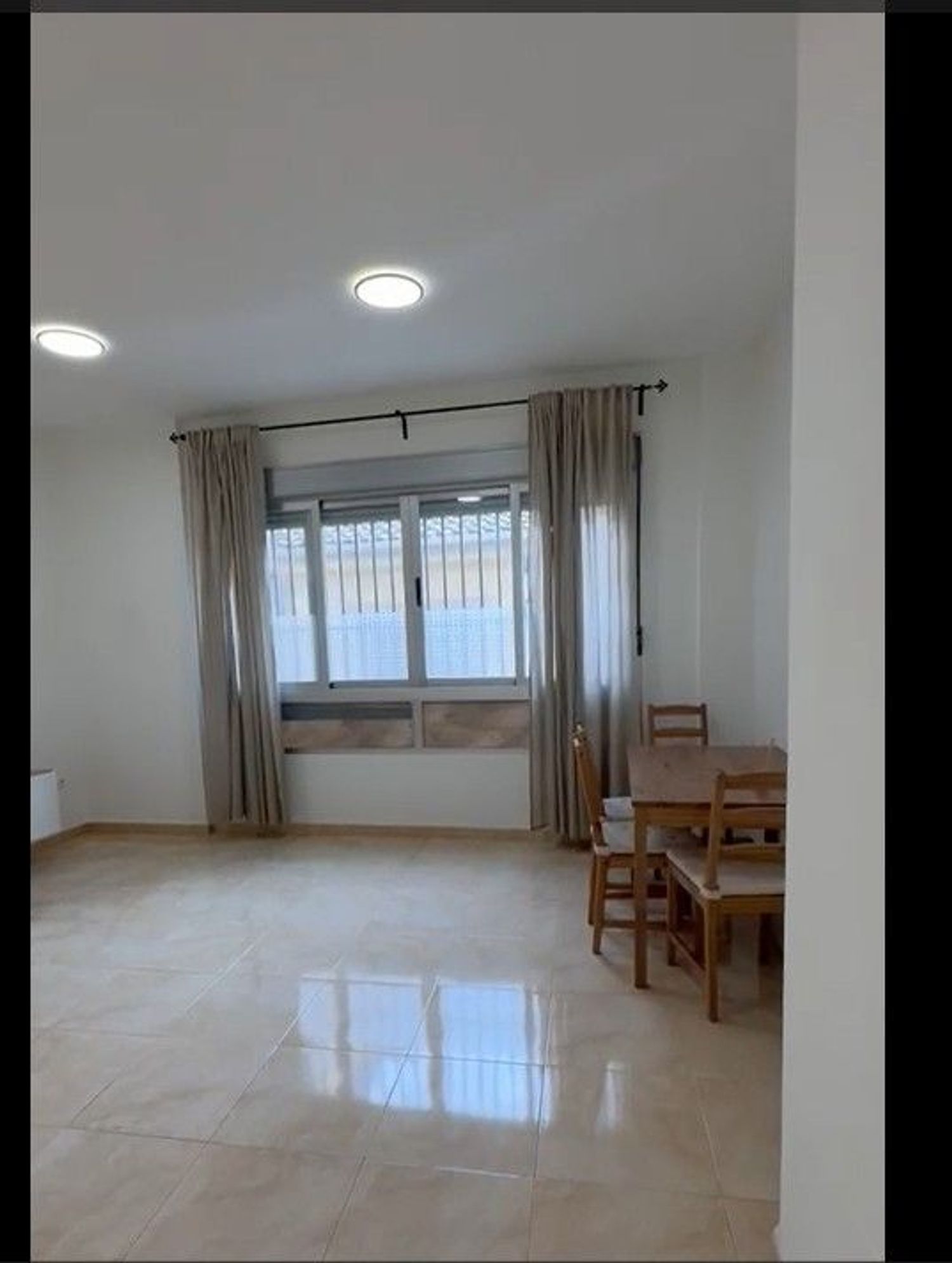 Piso en calle San Vicente, 4