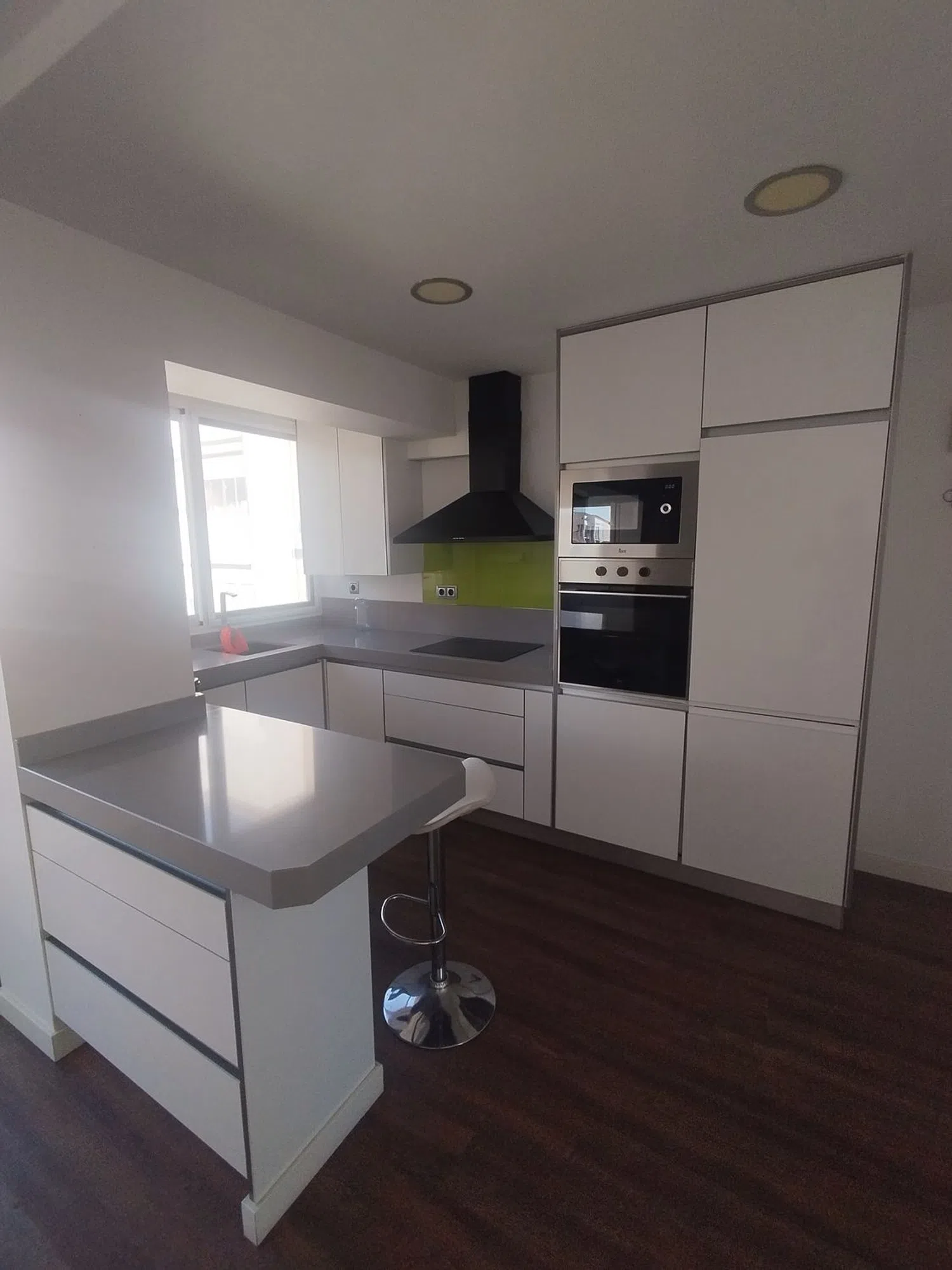 Piso en calle de Navalmoral de la Mata, 48 - Foto 1