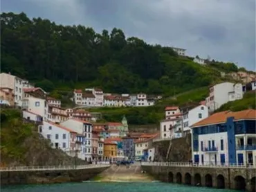 Casa adosada en Cudillero - Foto 9