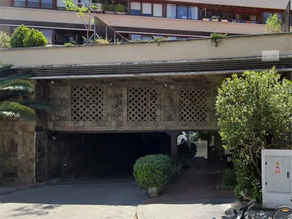 Piso en calle de Apolonio Morales, 6 , 8, 10