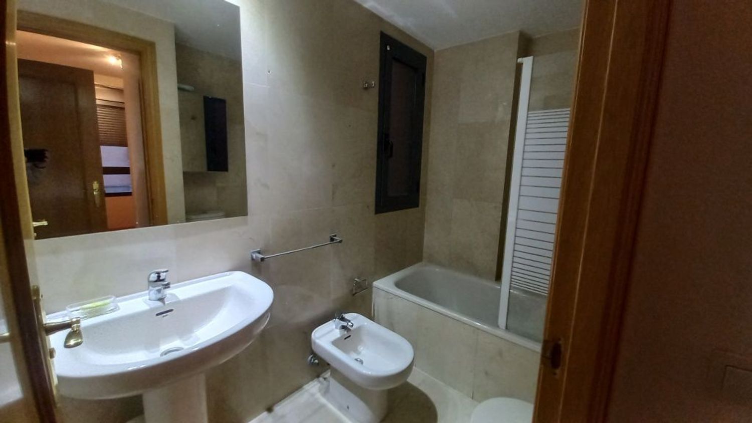 Piso en Urb. valdesol xi Barrio Valderas - Los Castillos - Foto 13