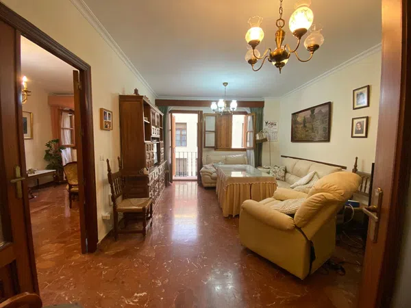 Piso en Barrio Plaza de la Gavidia-San Lorenzo - Foto 1