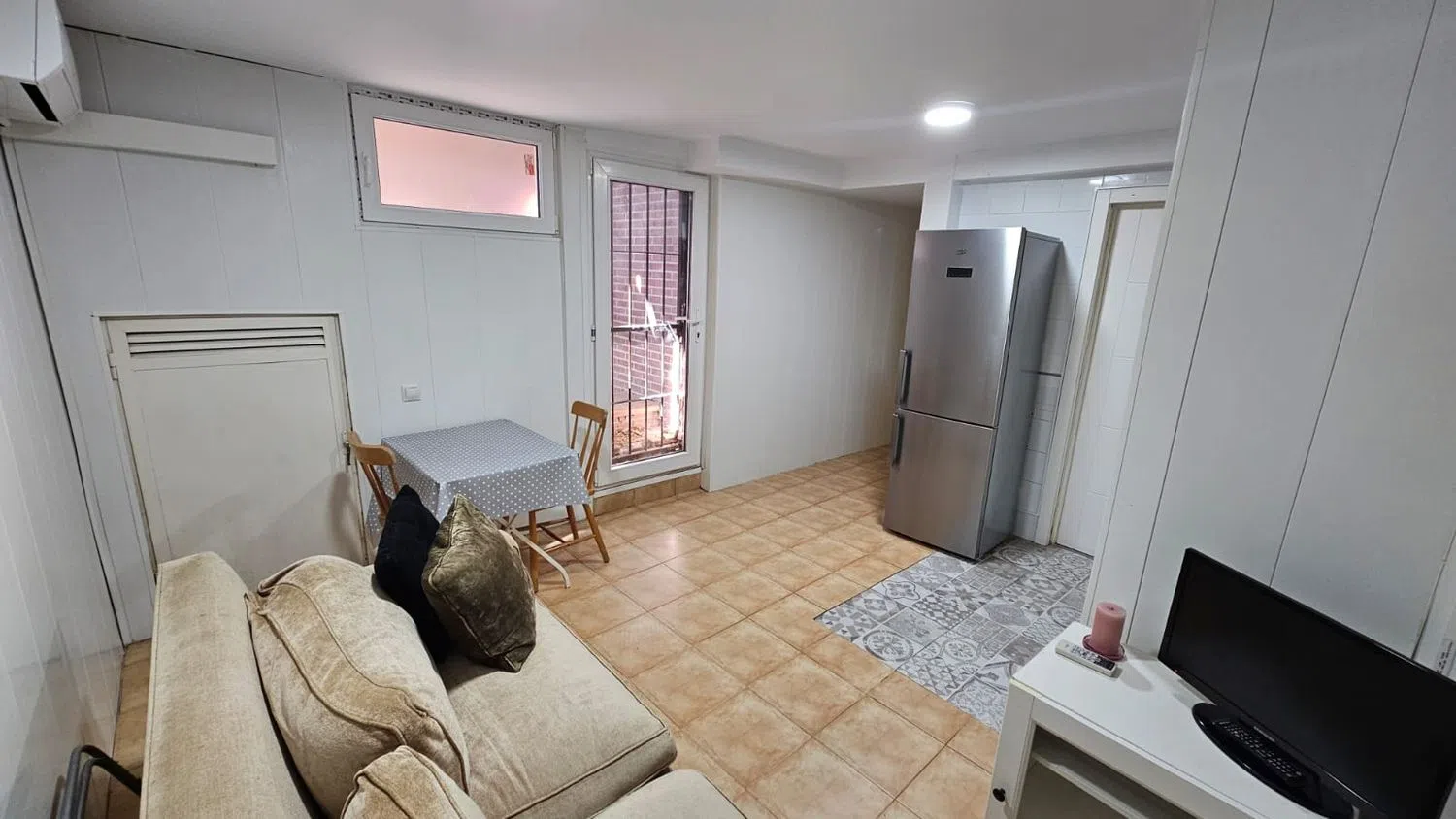 Estudio en avenida del Cardenal Herrera Oria, 134 - Foto 2