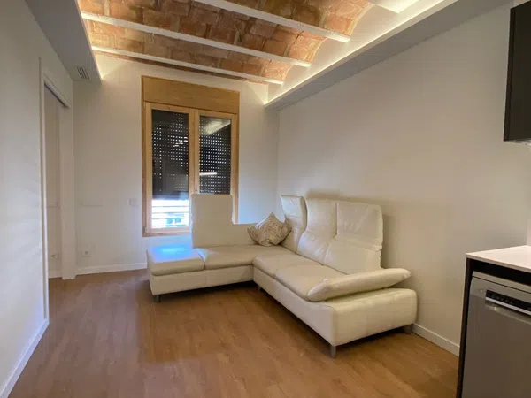 Piso en calle del Comte d'Urgell, 51